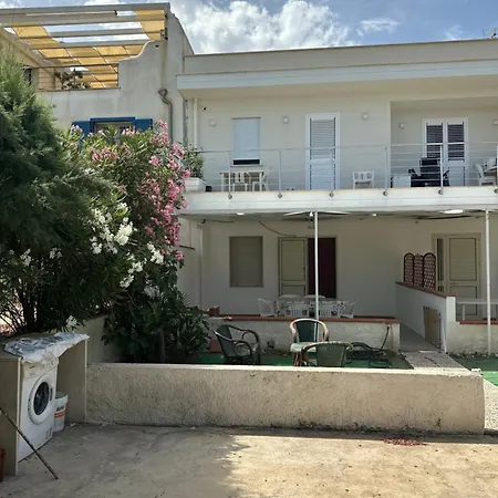 Holiday home In Riva Al Mar Rosso Zona Canalotto *