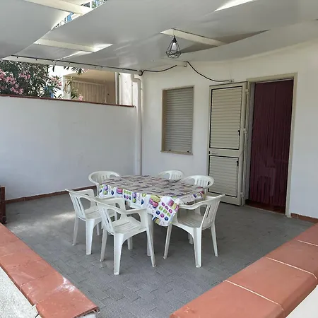 Holiday home In Riva Al Mar Rosso Zona Canalotto *
